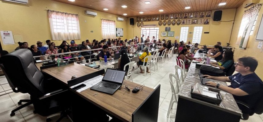 Em uma ação que reafirma o papel do Estado na garantia de direitos, a Defensoria Pública do Amazonas (DPE-AM) realizou, ao longo de uma semana, 1.183 atendimentos jurídicos gratuitos no município de Anori. A iniciativa ocorreu por meio da Defensoria Itinerante e priorizou casos das áreas de Família e Registros Públicos.
